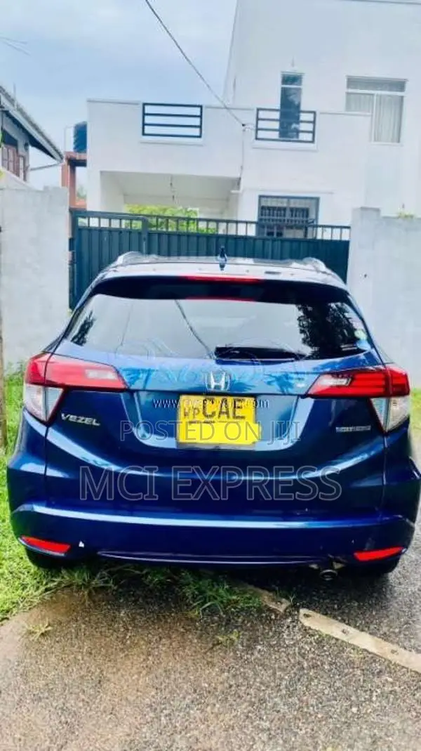 Honda Vezel 2015 SUV (Used)