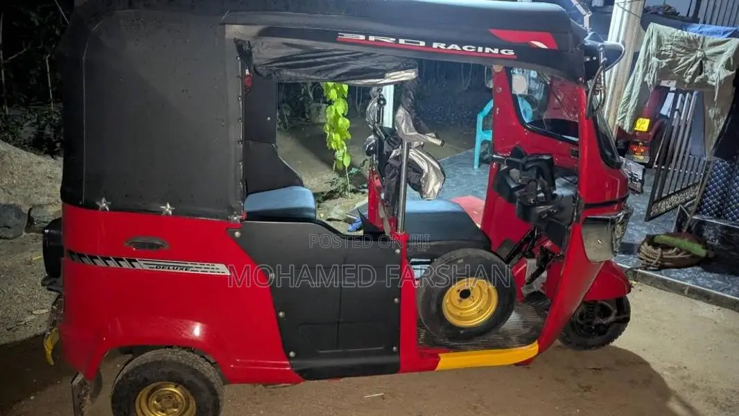 TVS King 2016 Three Wheel (Used)