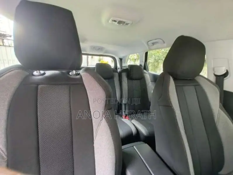 Peugeot 5008 2019 SUV (Used)