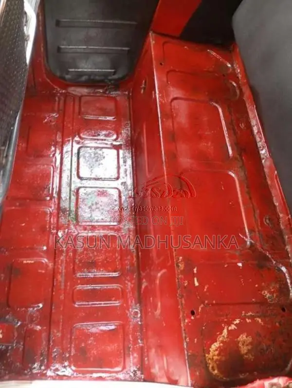 Bajaj 2 Stroke 2000 Three Wheel (Used)