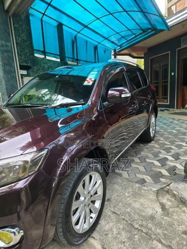 Toyota Vanguard 2011 SUV (Used)