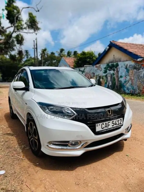 Honda Vezel 2015 SUV (Used)