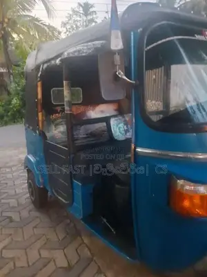 Bajaj RE 4 Stroke 2010 Three Wheel (Used)