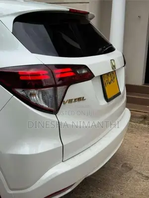 Honda Vezel 2015 SUV (Used)