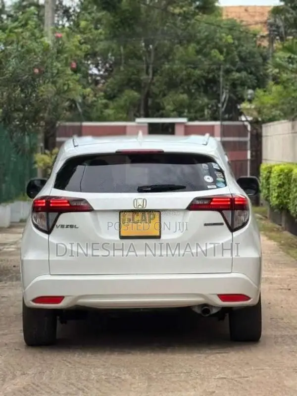 Honda Vezel 2015 SUV (Used)