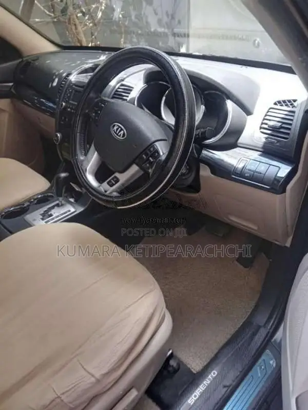 Kia Sorento 2011 SUV (Used)