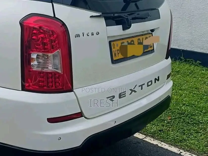 Micro REXTON 2015 SUV (Used)