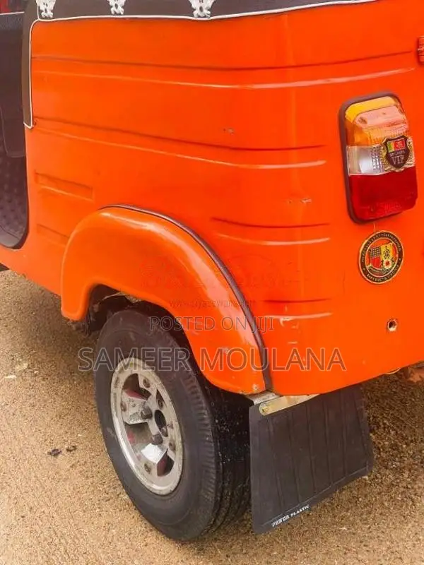 Bajaj 2 stroke 2007 Three Wheel (Used)