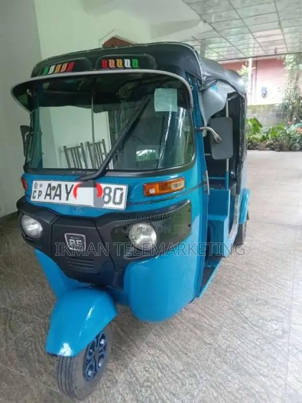 Bajaj 4 Stroke 2015 Three Wheel (Used)