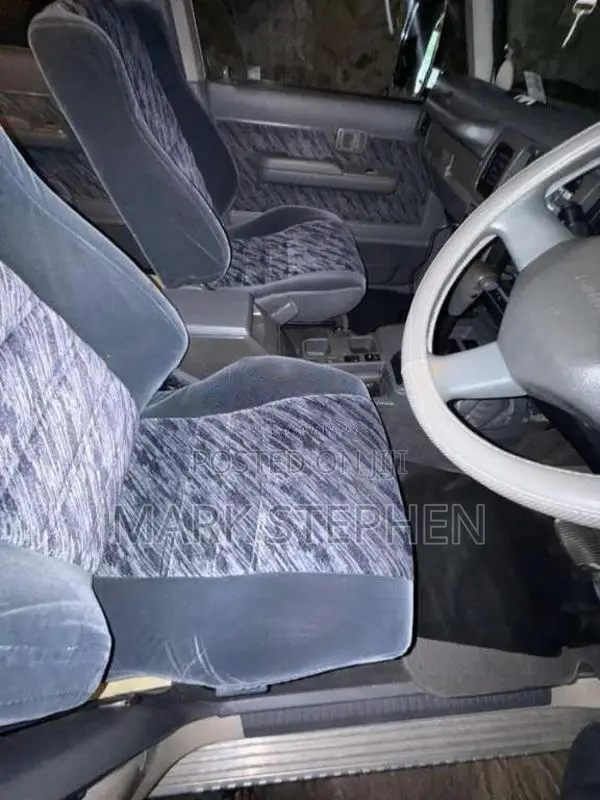 Toyota Land Cruiser Box Prado 1995 SUV (Used)