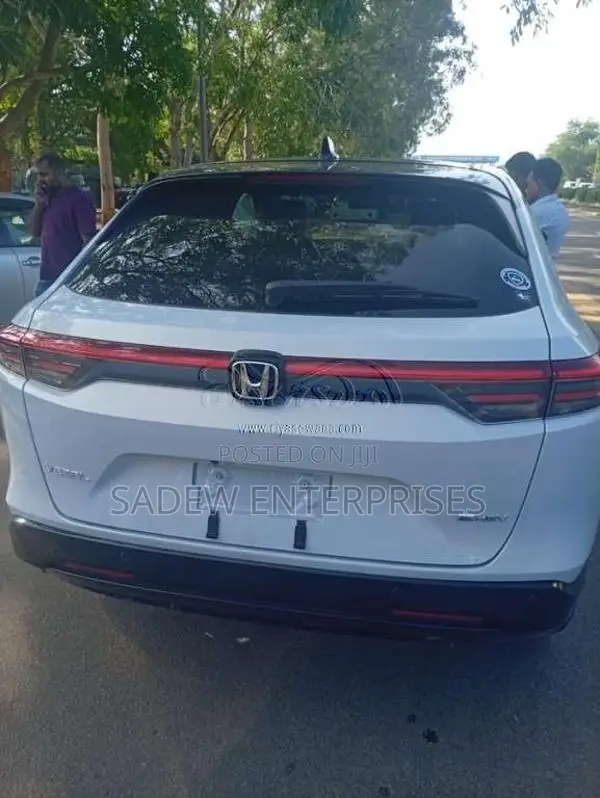 Honda Vezel Z Play 2026 SUV Unregistered (Recondition)