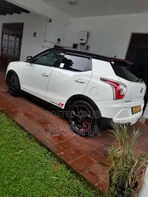 Micro Tivoli 2015 SUV (Used)