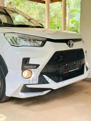 Toyota Raize 2025 SUV (Used)