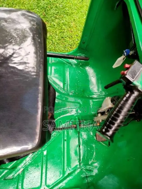 Bajaj 2 Stroke 1999 Three Wheel (Used)