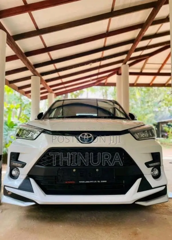 Toyota Raize 2025 SUV (Used)