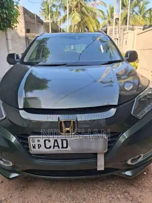 Honda Vezel 2014 SUV (Used)