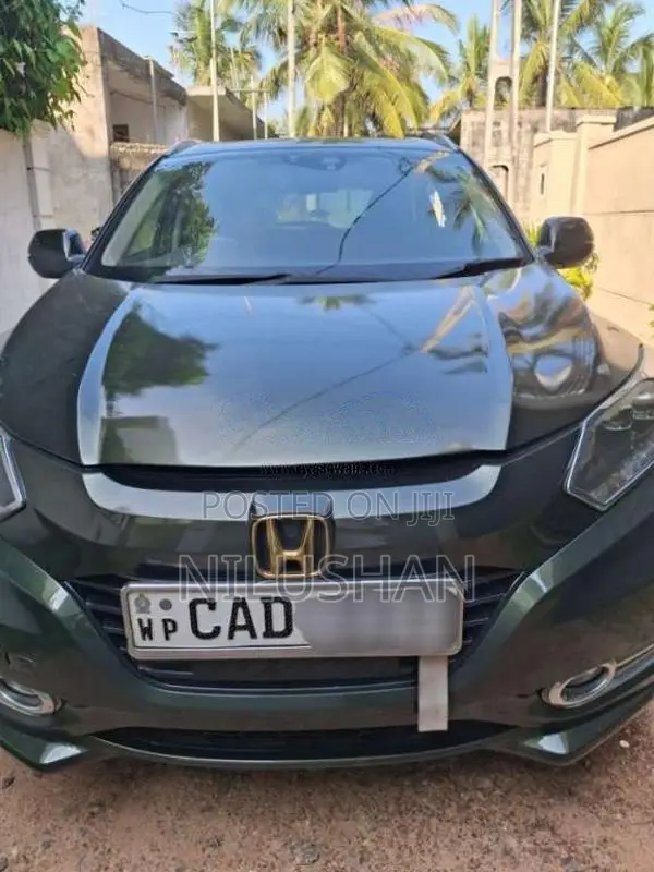 Honda Vezel 2014 SUV (Used)