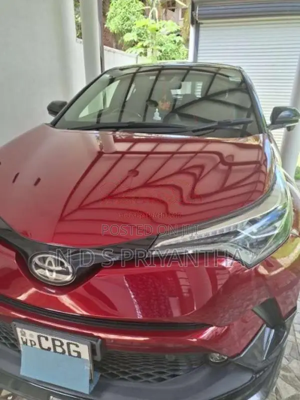 Toyota CHR NGX10 2018 SUV (Used)