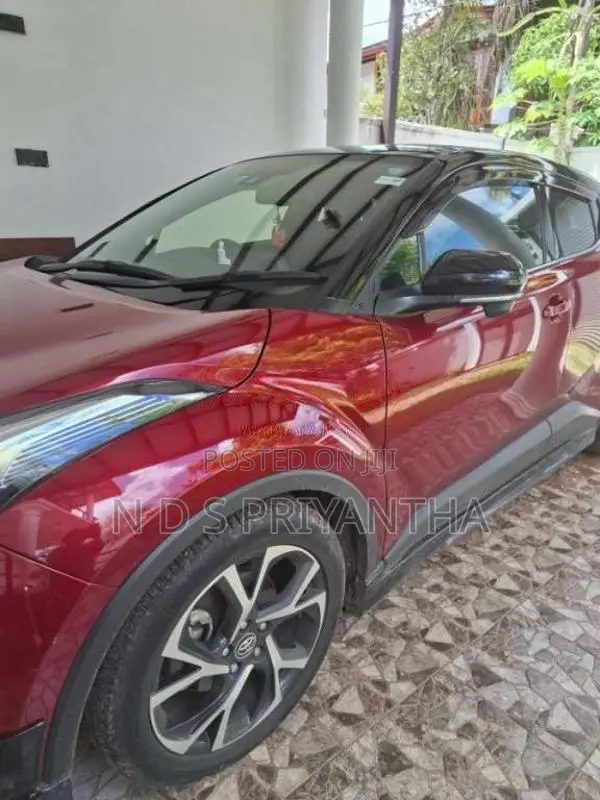 Toyota CHR NGX10 2018 SUV (Used)