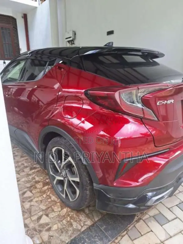 Toyota CHR NGX10 2018 SUV (Used)