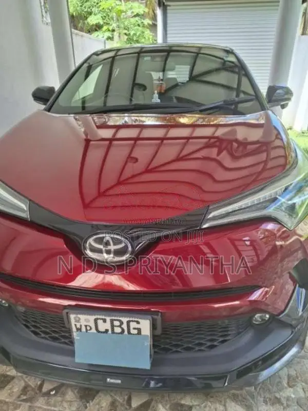 Toyota CHR NGX10 2018 SUV (Used)