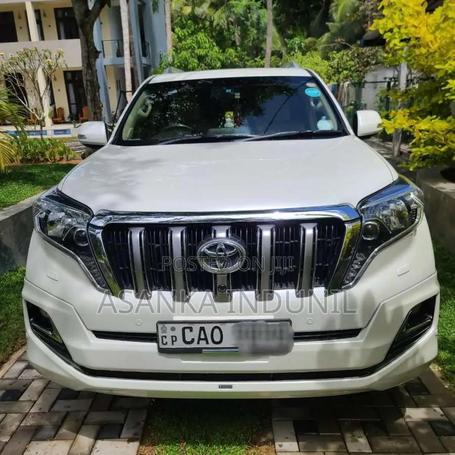 Toyota Land Cruiser 2015 SUV (Used)