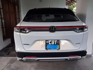 Honda Vezel 2023 SUV (Used)