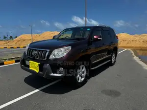 Toyota Prado 2010 SUV (Used)