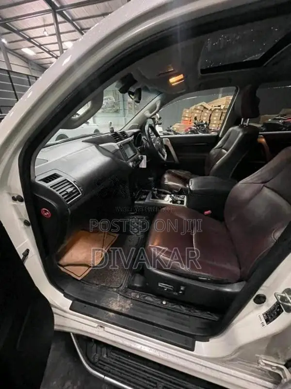 Toyota Land Cruiser G Frontier 2017 SUV (Used)