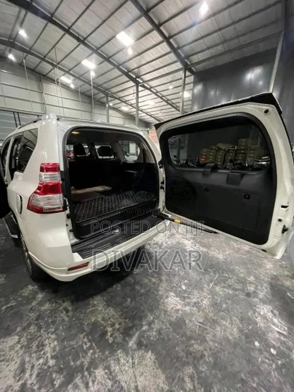 Toyota Land Cruiser G Frontier 2017 SUV (Used)