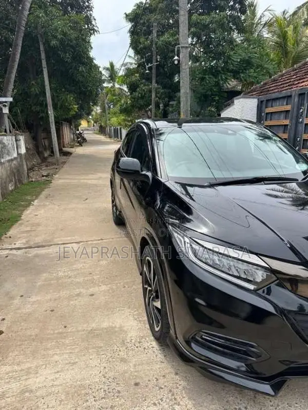 Honda Vezel 2018 SUV (Used)
