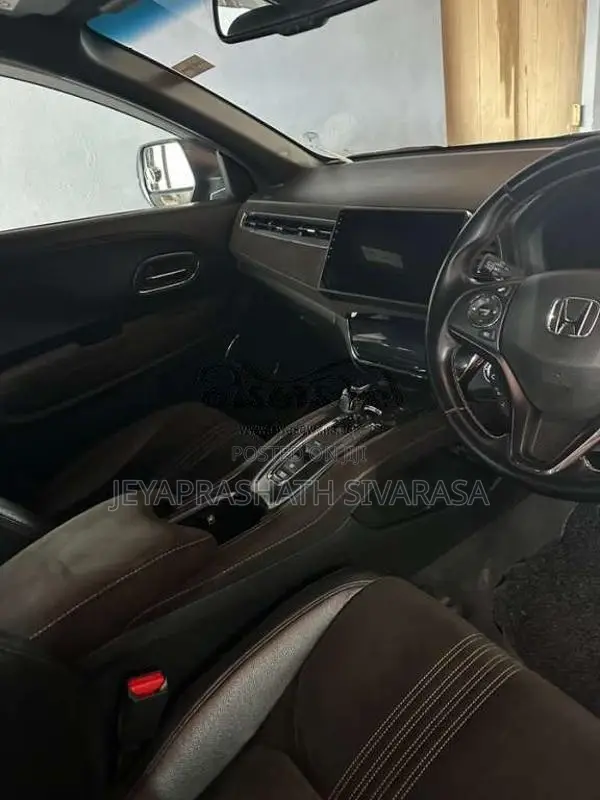 Honda Vezel 2018 SUV (Used)