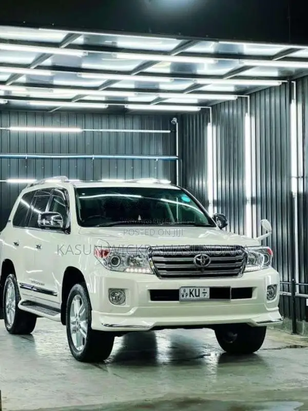 Toyota Land Cruiser V8 ZX 60th Anniversary 2011 SUV (Used)