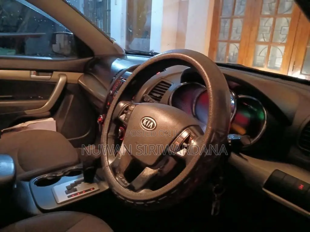Kia Sorento 2010 SUV (Used)