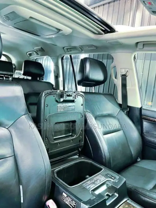 Toyota Land Cruiser V8 ZX 60th Anniversary 2011 SUV (Used)