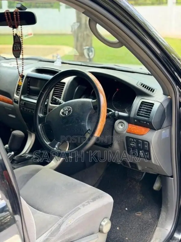 Toyota Prado 2006 SUV (Used)