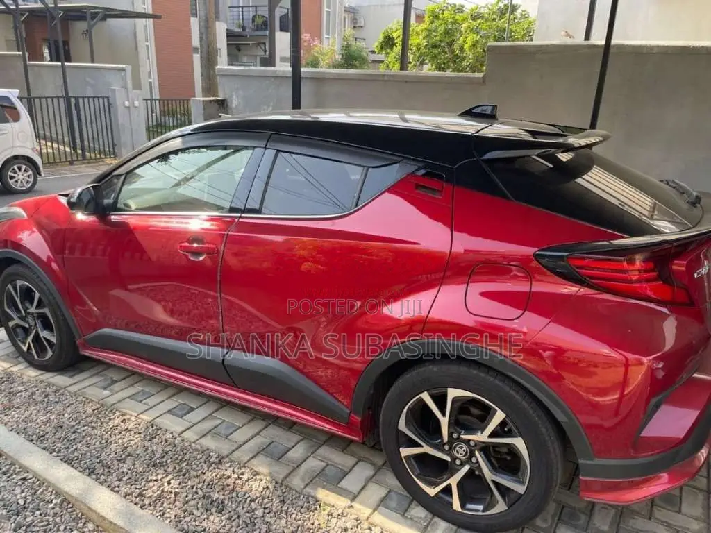 Toyota CHR 2020 SUV (Used)