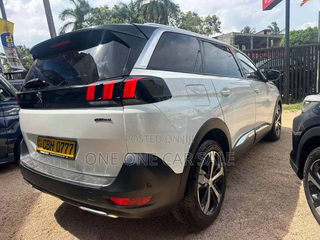 Peugeot 5008 2018 SUV (Used)