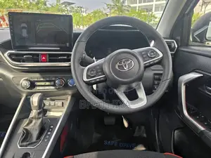 Toyota RAIZE Z Hybrid 2026 SUV Unregistered (Recondition)