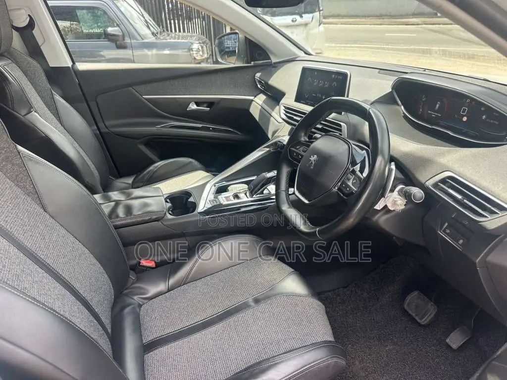 Peugeot 5008 2018 SUV (Used)