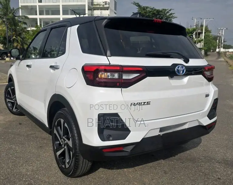 Toyota RAIZE Z Hybrid 2026 SUV Unregistered (Recondition)
