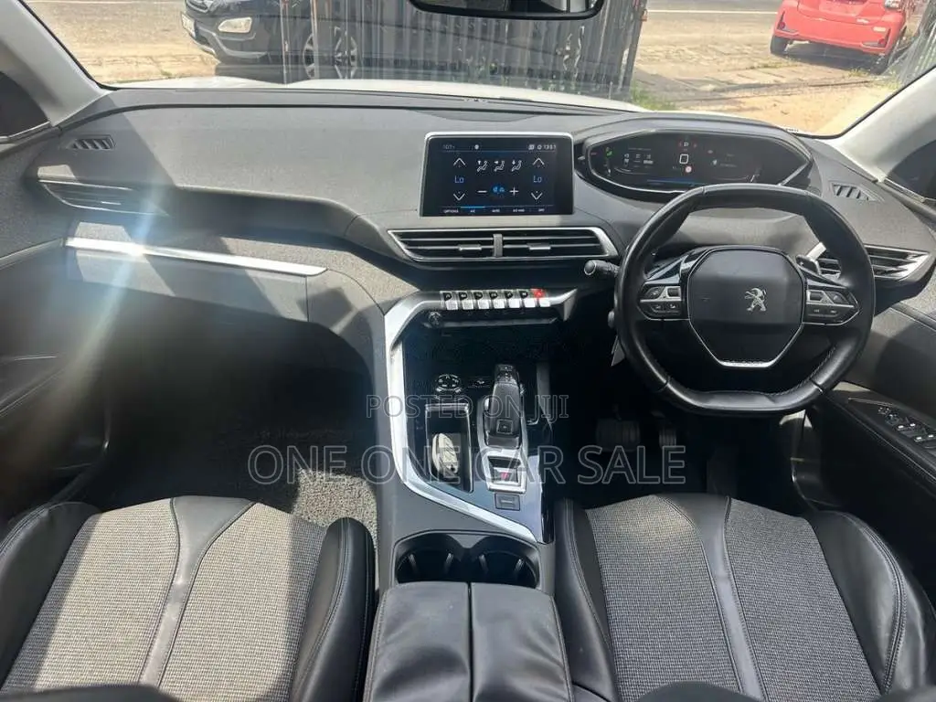 Peugeot 5008 2018 SUV (Used)
