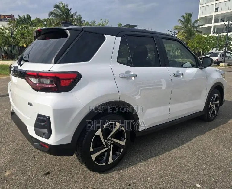 Toyota RAIZE Z Hybrid 2026 SUV Unregistered (Recondition)