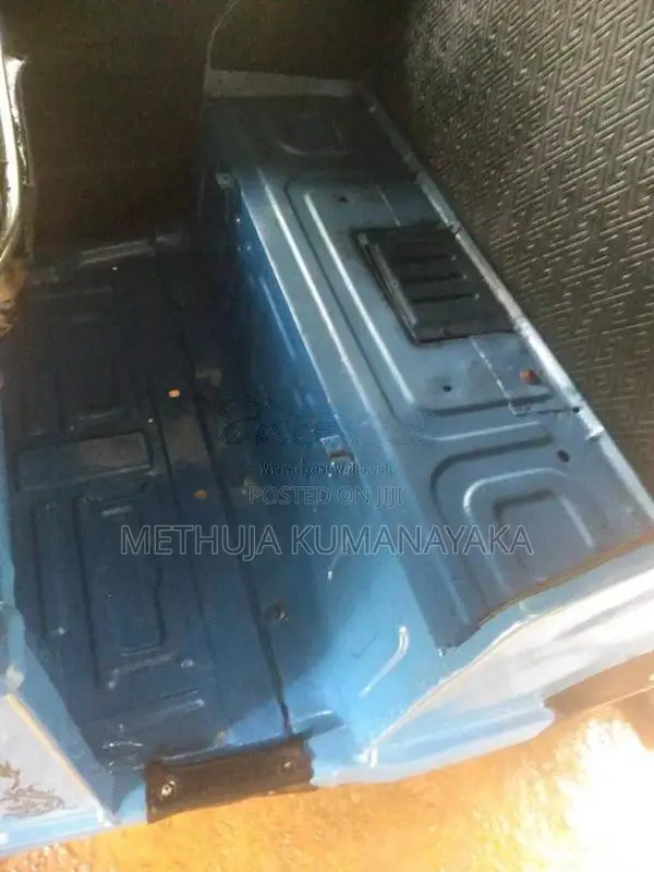 TVS King 2010 Three Wheel (Used)