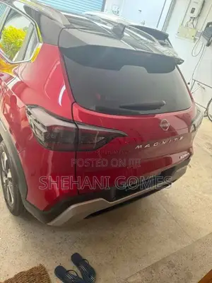 Nissan Magnite 2025 SUV (Used)
