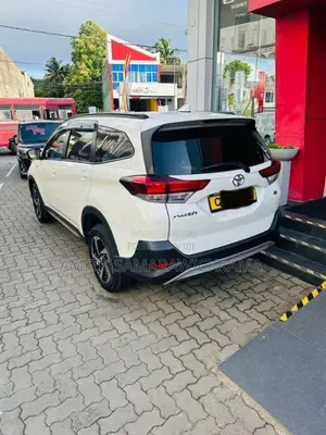 Toyota Rush 2025 SUV (Used)