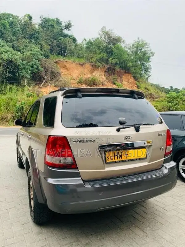 Kia Sorento 2004 SUV (Used)