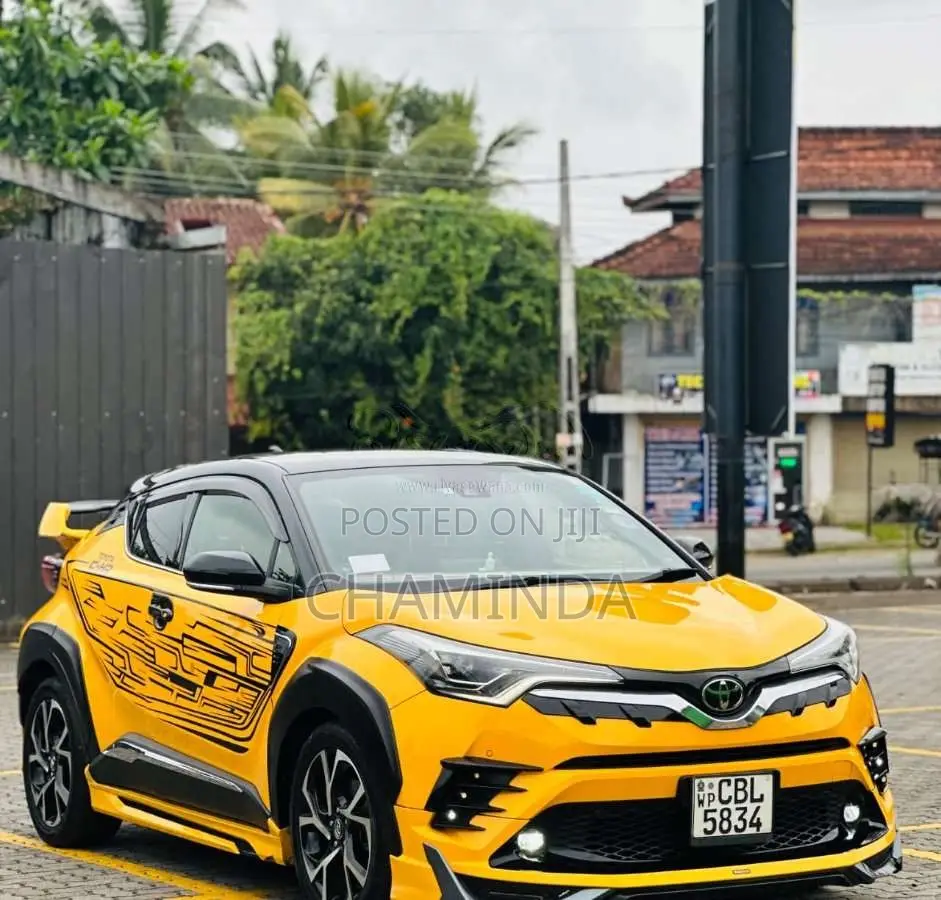 Toyota CHR 2018 SUV (Used)