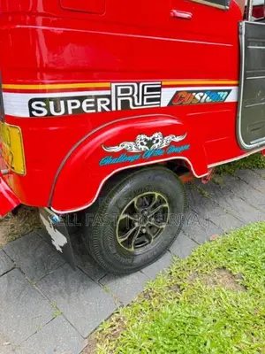 Bajaj 4 Stroke 2016 Three Wheel (Used)