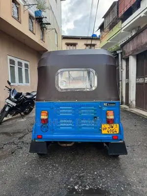 Bajaj 2 Stroke 2005 Three Wheel (Used)